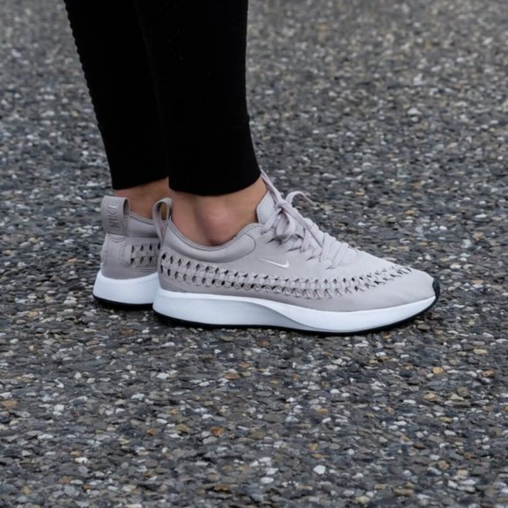 New Nike Dualtone Racer Woven Sneakers - Picture 2 of 9